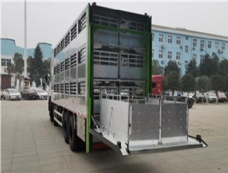 国六东风天锦9.6米全铝合金畜禽运输车
